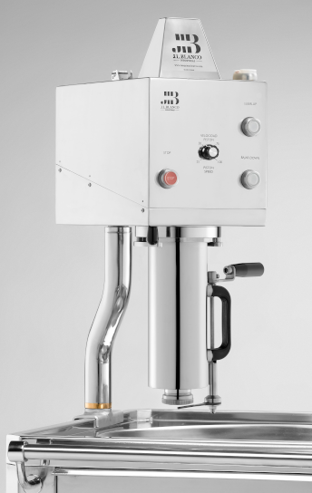 Semi-automatic churro-making machine